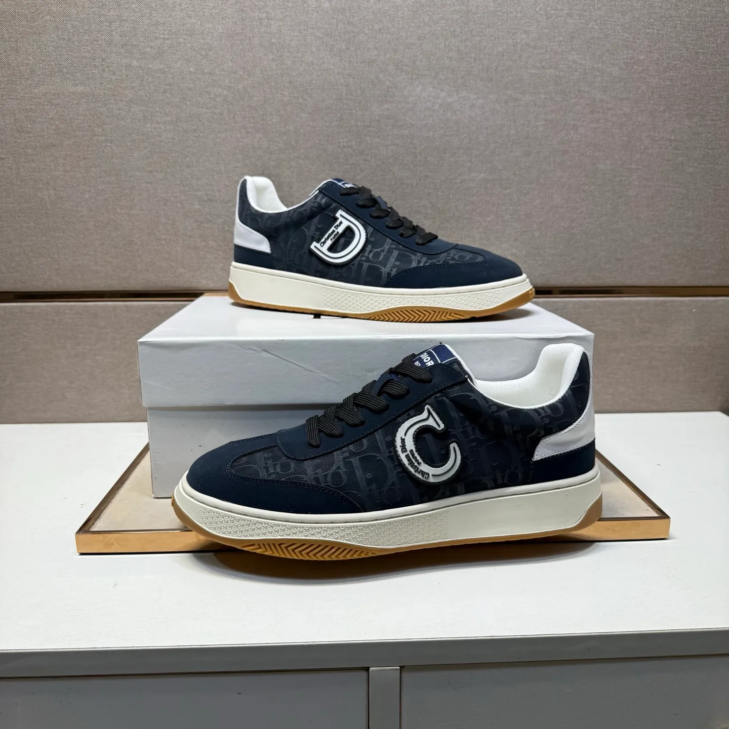 Men's men's shoes 💰pp380 [Dior~] Men's casual shoes 2025z cabinet sales simultaneously 🔶Size: 38-44 #️⃣ 🔷4 colors🔜The upper is made of multi-material splicing➕Mesh lining, comfortable and breathable, sole: original comfortable and wear-resistant outsole, ⚠️real thing📱photographed🎬real thing is better📢📢📢